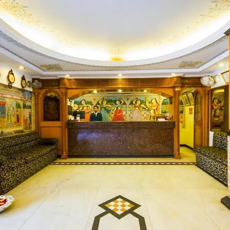 夏尔美酒店